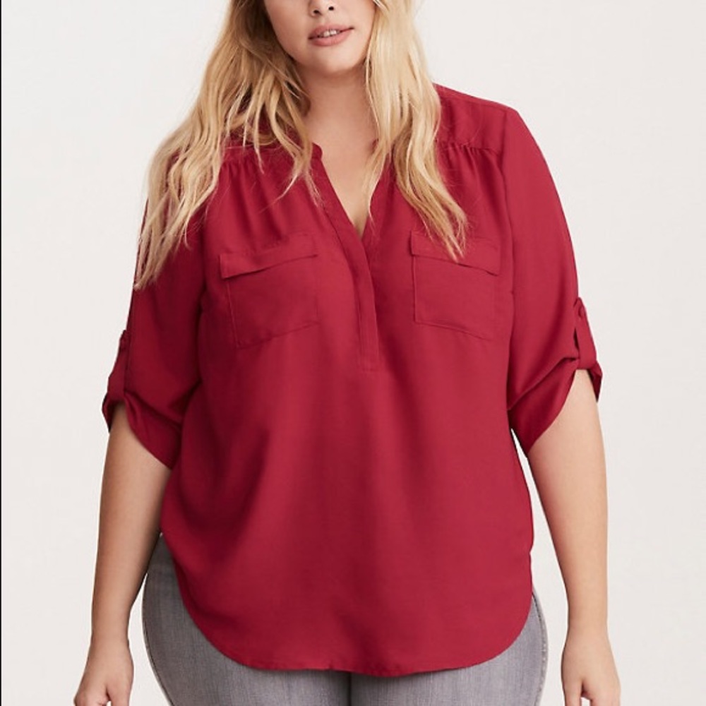 Torrid Harper georgette fuchsia blouse!